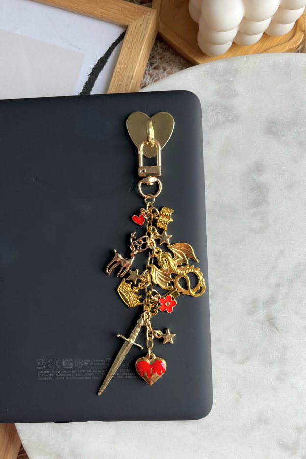 TOG, Throne of Glass, Kindle Charm, Kindle Charms, Kindle accessories, Ereader, ereader accessories, Throne of glass Merch, sarah j maas, aelin galathynius, book lover gift, manon blackbeak, bookish, aelin, sjm, tog Merch, terrasen, gift for readers, gifts for her, bookish gifts